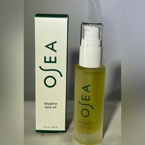 New unused OSEA Dayglow Face Oil 1oz